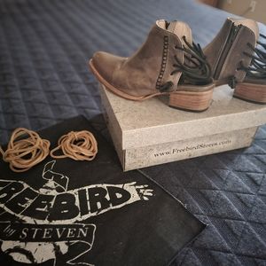 Freebird Booties, JoJo, Stone, 10